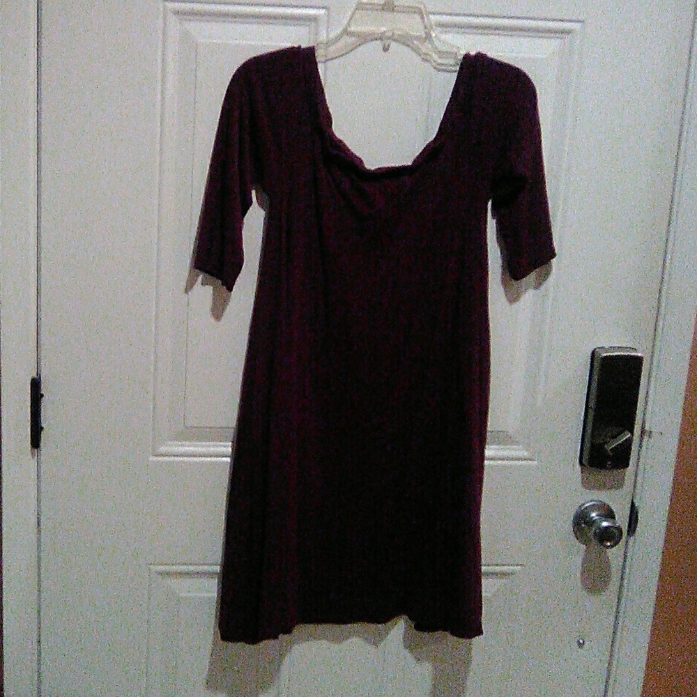 Dress - Picture 3 of 6